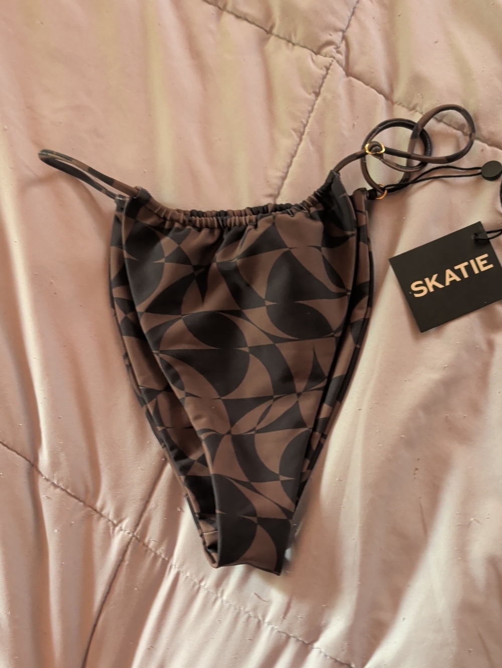 Skatie Bobbi Bottoms In Honolulu print